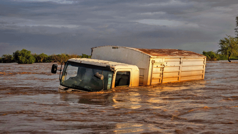 '수주 간의 폭우'…역사상 최악의 홍수 덮친 케냐