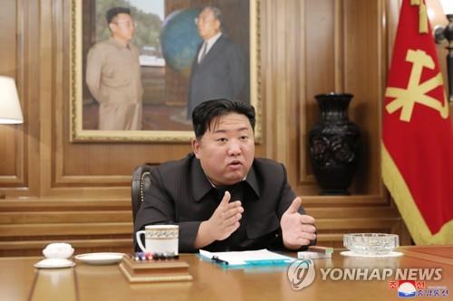 زعيم كوريا الشمالية يحث المسؤولين على خوض معركة ضد 'العمل غير الثوري"' - 1
