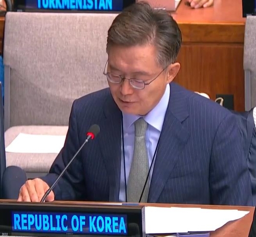 المبعوث الكوري الجنوبي يدين الأنشطة النووية والصاروخية الكورية الشمالية في اجتماع الأمم المتحدة - 1
