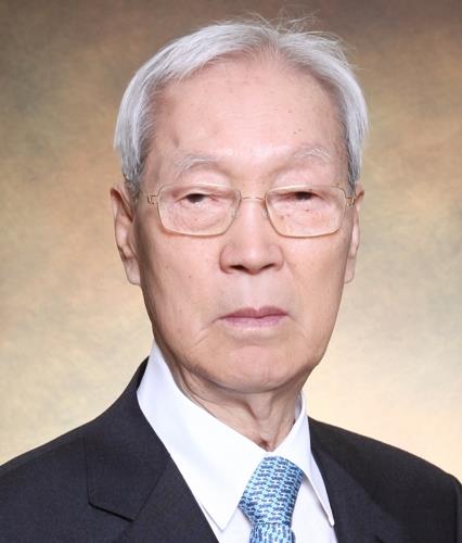 وفاة والد الرئيس يون عن عمر يناهز 92 عامًا
