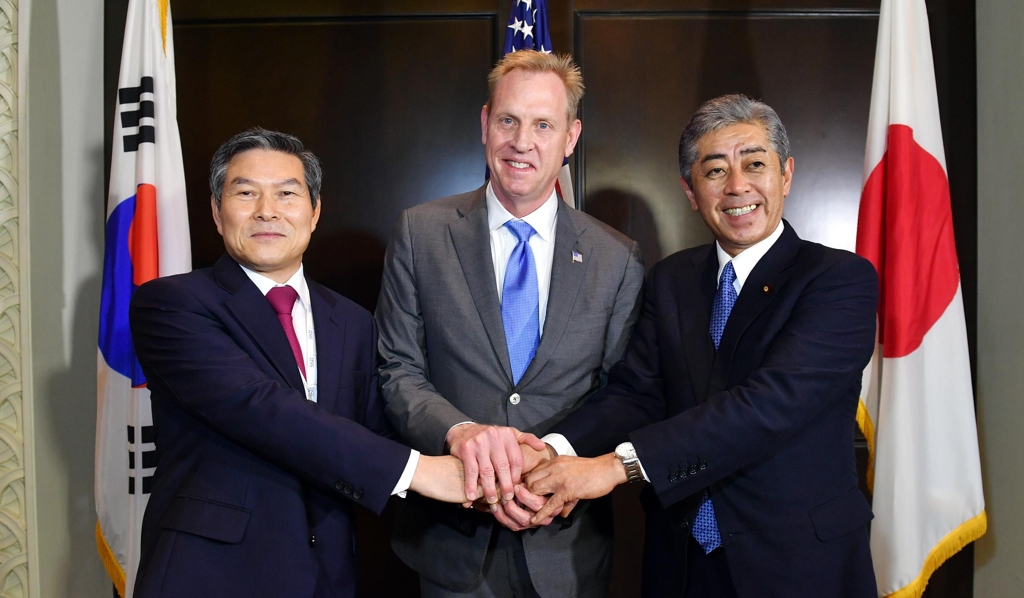 (LEAD) S. Korea, U.S., Japan vow cooperation for N.K. denuclearization