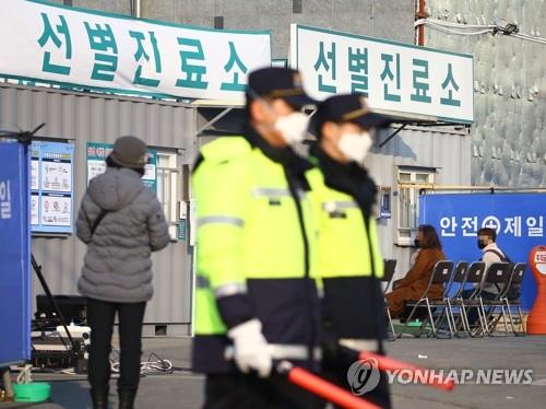 (3rd LD) S. Korea's virus cases soar to 82 amid fears of community spread
