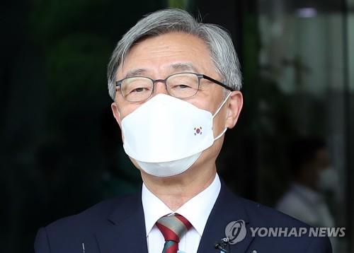 This photo shows Choe Jae-hyeong, former chairman of the Board of Audit and Inspection. (Yonhap) 