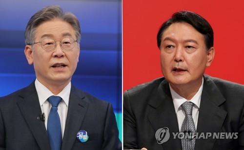 This compilation image shows Lee Jae-myung (L), the presidential nominee of the ruling Democratic Party, and Yoon Seok-youl, the presidential nominee of the main opposition People Power Party. (Yonhap)
