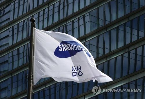 (3rd LD) Samsung logs record sales, 4-year-high operating profit in Q4 on solid chip biz
