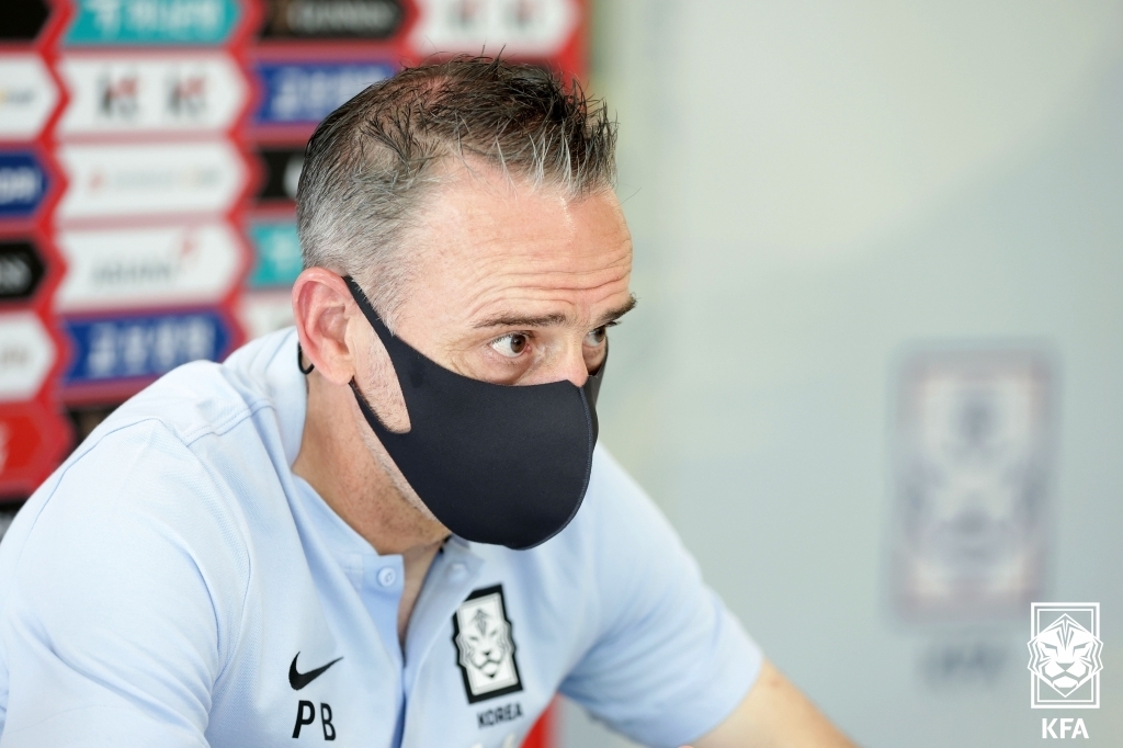 Paulo Bento, head coach of the South Korean men's national football team, speaks during an online press conference at the National Football Center in Paju, Gyeonggi Province, on June 1, 2022, in this photo provided by the Korea Football Association. (PHOTO NOT FOR SALE) (Yonhap)