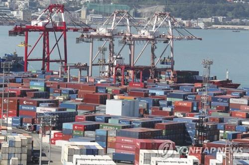 This photo taken Sept. 13, 2022, shows stacks of containers at a port in South Korea's southeastern city of Busan. (Yonhap)