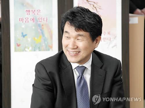 Yoon picks new education minister