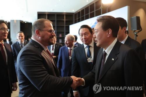 S. Korea seeks to attract US$500 mln in investment from two European bio firms