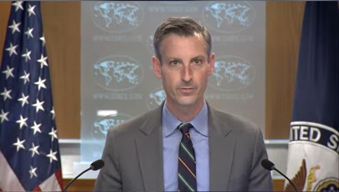 State Department Press Secretary Ned Price is seen speaking during a daily press briefing at the state department in Washington on Feb. 15, 2023 in this captured image. (Yonhap)