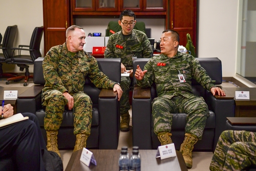 Senior U.S. Marine visits S. Korea for allied drills