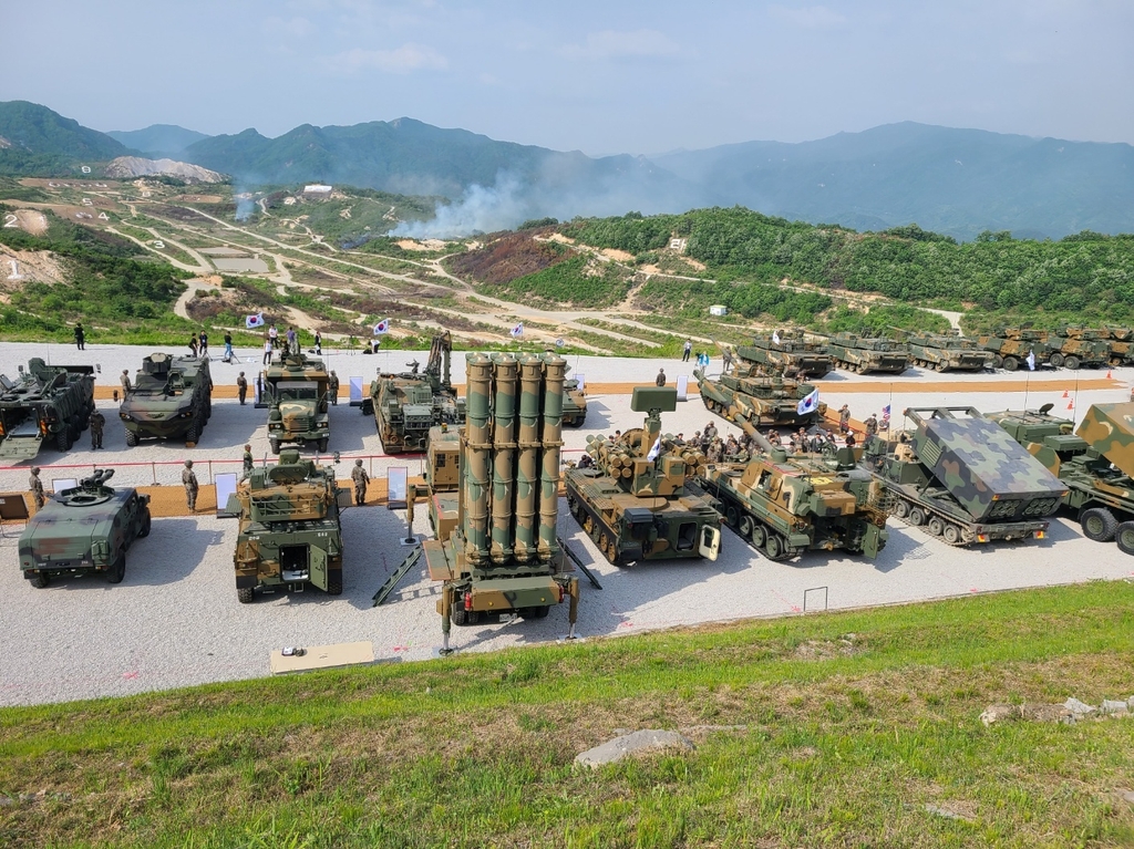 Weapons systems are on display at the site of the Combined Joint Live-Fire Exercise in Pocheon, 52 kilometers northeast of Seoul, on May 25, 2023. (Yonhap)
