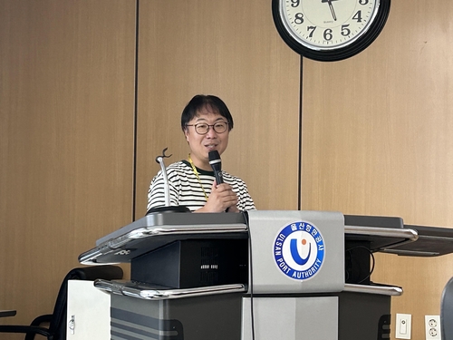 Byun Eui-hyun, CEO of Usisan, an upcycling social enterprise, speaks during a press session in Ulsan, 299 kilometers southeast of Seoul, on Sept. 13, 2023. (Yonhap) 