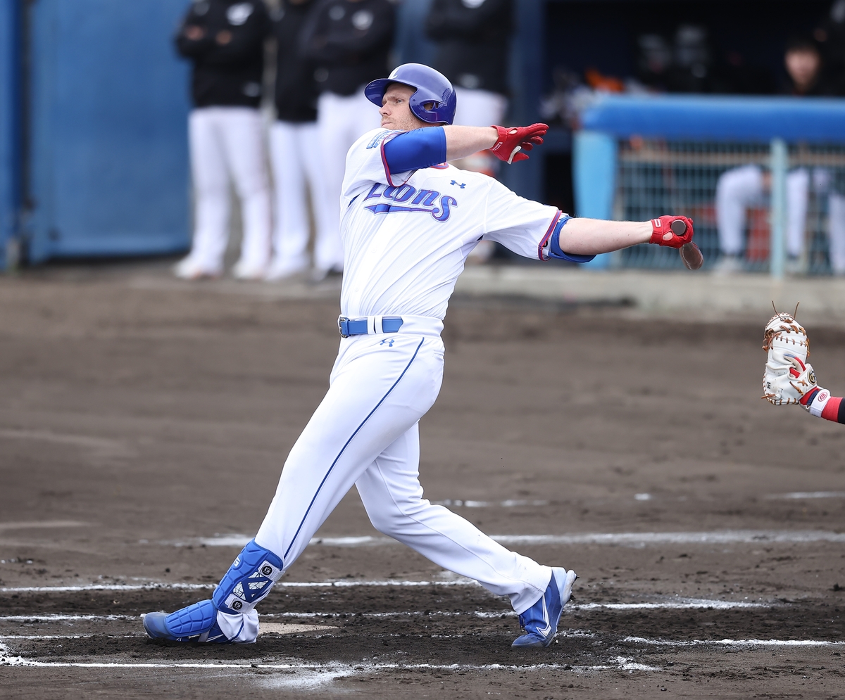 (Yonhap Interview) After 'easy decision' to come to KBO, Lions hitter ...