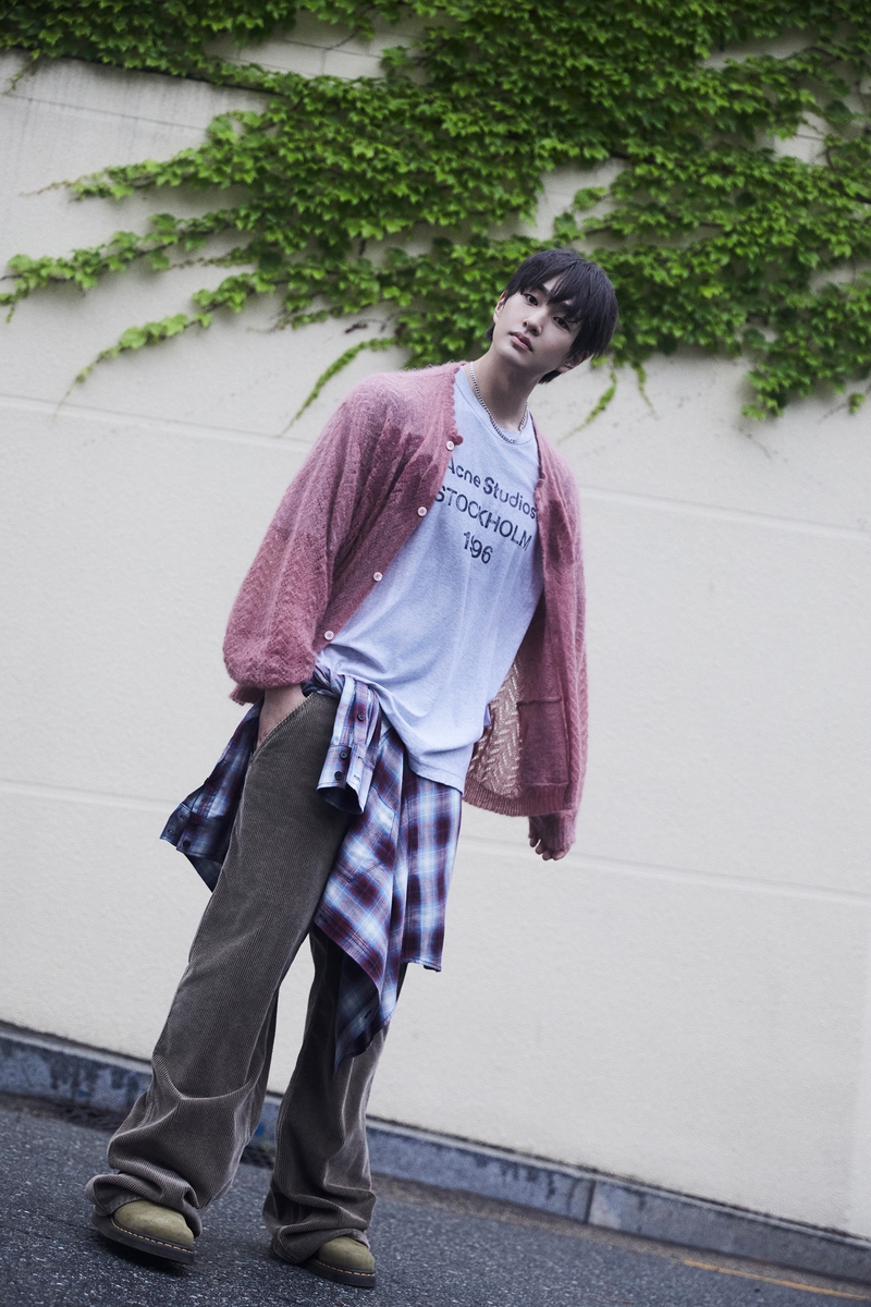 ktown4u.com : SHINee : ONEW - Mini Album Vol.1 [VOICE