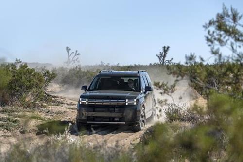 This photo, provided by the U.S. unit of Hyundai Motor Co., shows the Santa Fe XRT. (PHOTO NOT FOR SALE) (Yonhap)