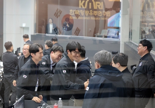 This photo released by the Korea Aerospace Research Institute shows its control center at Naro Space Center in Goheung, 473 kilometers south of Seoul, during the fourth launch of Nuri on Nov. 27, 2025. (PHOTO NOT FOR SALE) (Yonhap)