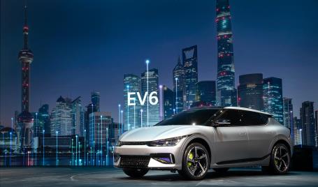 Le véhicule électrique EV6 de Kia Corp., dévoilé lors de l'Auto Shanghai 2021, un salon automobile international qui a ouvert ses portes lundi 19 avril 2021, au Palais des congrès et centre d'expositions de Shanghai. (Photo fournie par Kia. Revente et archivage interdits)