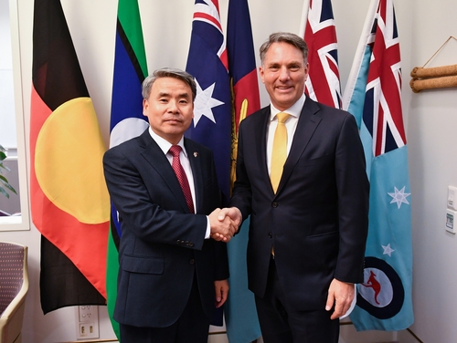 Les chefs de la Défense de la Corée du Sud et de l'Australie conviennent de renforcer la coopération dans l'industrie de l'armement