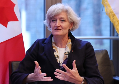  Tamara Mawhinney, chargée d'affaires de l'ambassade du Canada : «On voit vraiment une accélération des relations»