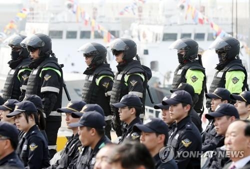 黄海で違法操業の中国漁船３隻拿捕＝韓国警備団