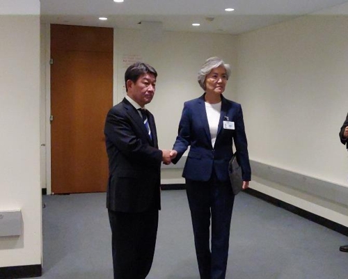 韓国外相と茂木氏が初会談　意思疎通の継続確認