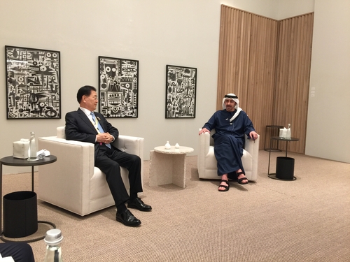 韓国 ｕａｅ外相 首脳会談の後続措置を協議 聯合ニュース