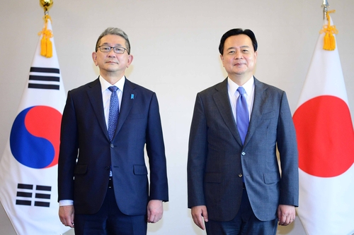 韓日の外務次官が会談　「関係改善不可欠」で一致