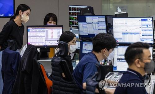 韓国総合株価指数　小幅反落で始まる