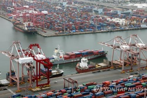 ５月の輸出１５％減　半導体不振長期化で８カ月連続マイナス＝韓国