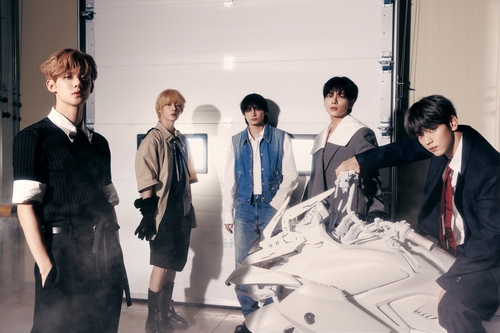 アイドル txt TXT] TXT x SAJA BOYS Your Idol it fits! - YouTube