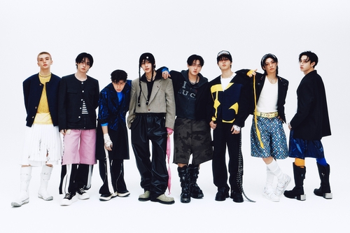 韓流］Stray Kids新譜 米国で今年の売上枚数トップ