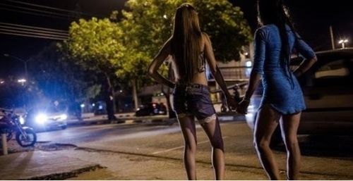 브라질 국경 넘은 베네수엘라 여성들 힘겨운 생존 투쟁 | 연합뉴스