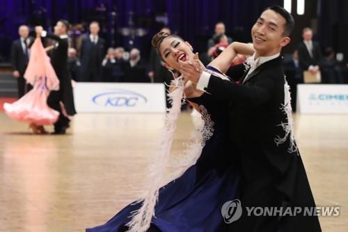 탱고·룸바 등 댄스교습학원 설립 가능해요…대전 16곳 인가 | 연합뉴스 탱고·룸바 등 댄스교습학원 설립 가능해요…대전 16곳 인가 | 연합뉴스