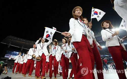 <아시안게임> 밝은 표정의 한국 선수단