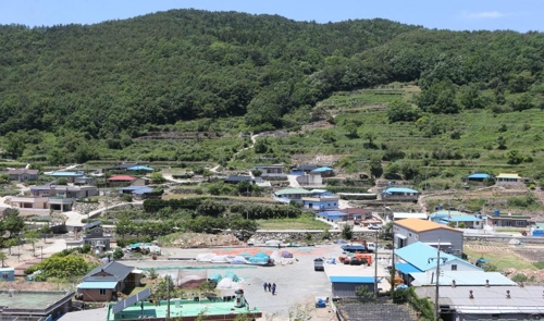  남해 필수 여행코스로 변신한 시골 마을