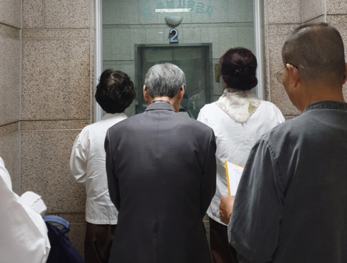 [인턴액티브] "39년 함께 산 남편이 있는데 무연고 장례라니"
