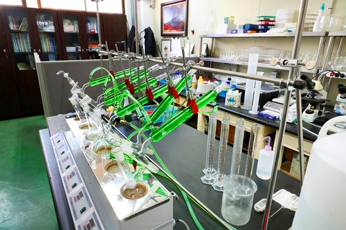 미래의 술을 개발하기 위한 실험이 진행되는 '과학실' [사진/조보희 기자]