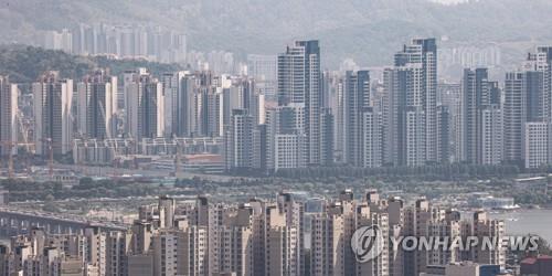 서울 아파트값 1주새 0.11% 올라…11개월만에 최고 상승률