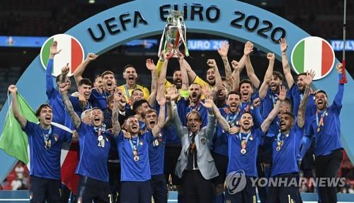 '유럽·남미챔피언' 이탈리아-아르헨, 내년 6월 런던서 왕중왕전