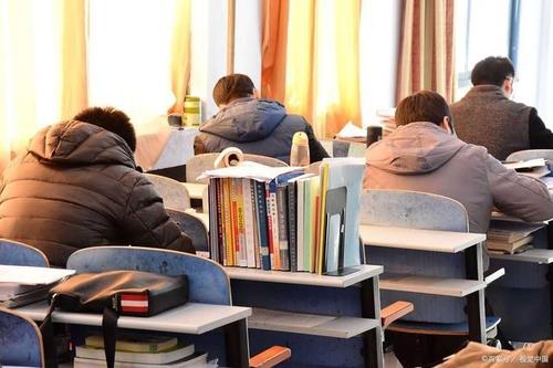 중국 대학생들의 공부 모습