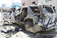 소말리아 자살폭탄 테러로 정부 대변인 부상