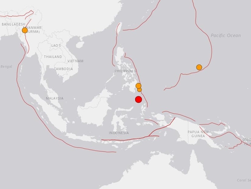 인니 술라웨시 북쪽 해역서 규모 6.0 지진…"쓰나미 경보 없어"(종합)