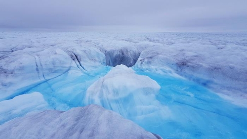 그린란드 빙상, 얼음 녹은 물로 '세계 최대 댐' 변신