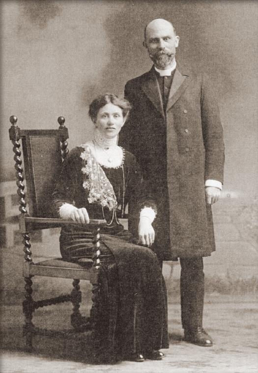 매견시와 부인 메리 켈리(1912년)