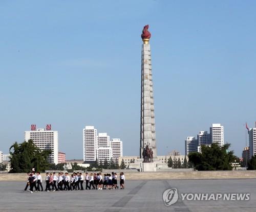 북한의 주체사상탑