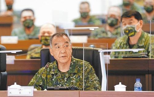 한광 37호 지휘소 훈련에 참석한 추궈정 대만 국방부장(장관)
