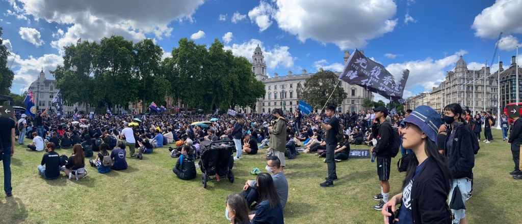 6월 4일 런던에서 열린 톈안먼 민주화시위 추모 집회 
