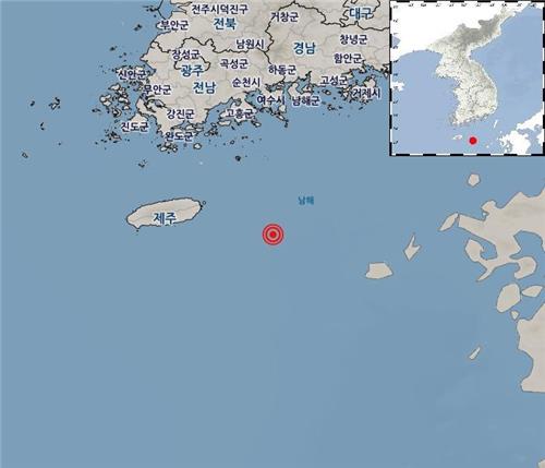 12일 오전 10시 38분께 규모 2.6 지진이 발생한 제주 서귀포시 동쪽 103㎞ 해역. [기사청 제공. 재판매 및 DB 금지]