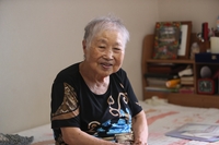  94세 할머니 생활비 아껴 소외 청소년 장학금 기부